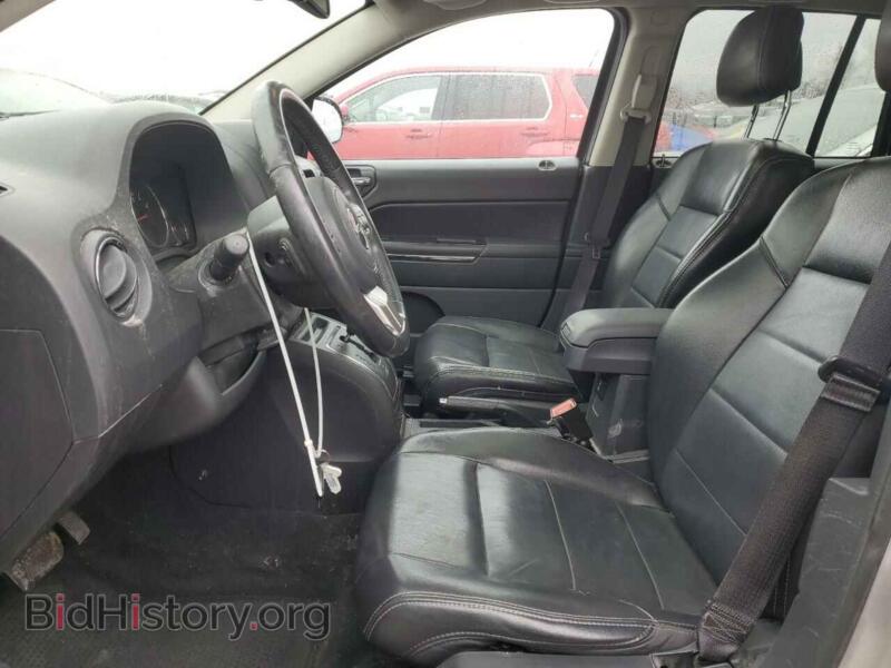 2011 Jeep COMPASS (VIN 1J4NT5FB2BD288712) — фото 7 из 13