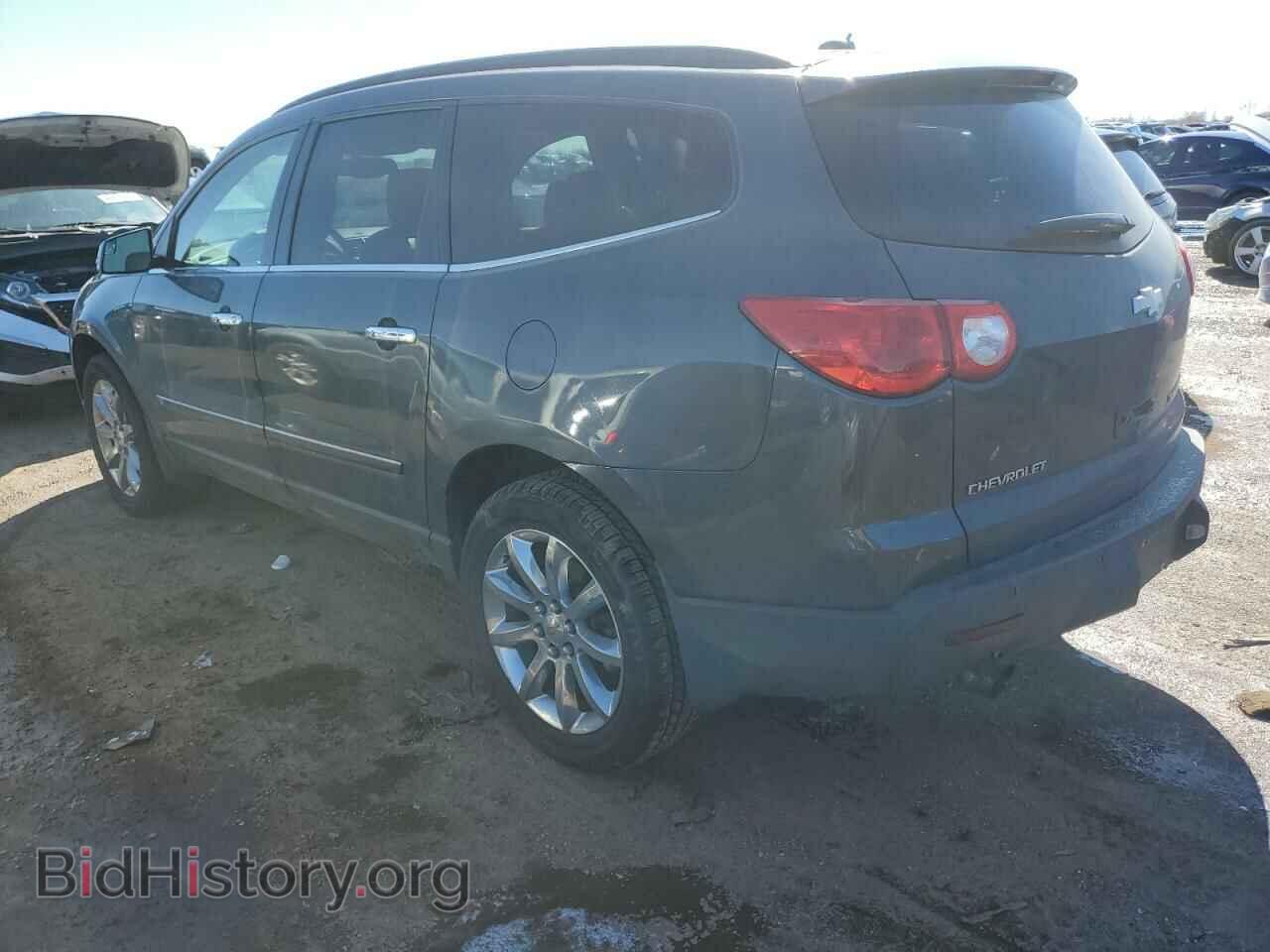 2009 CHEVROLET TRAVERSE - VIN: 1GNER33DX9S100398 - Фото 2