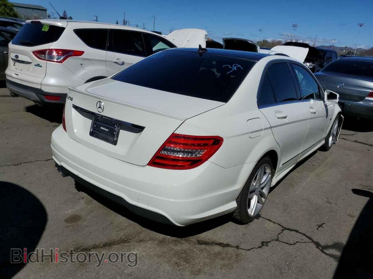 2012 MERCEDES-BENZ C-CLASS - VIN: WDDGF4HB8CA672581 - Фото 3