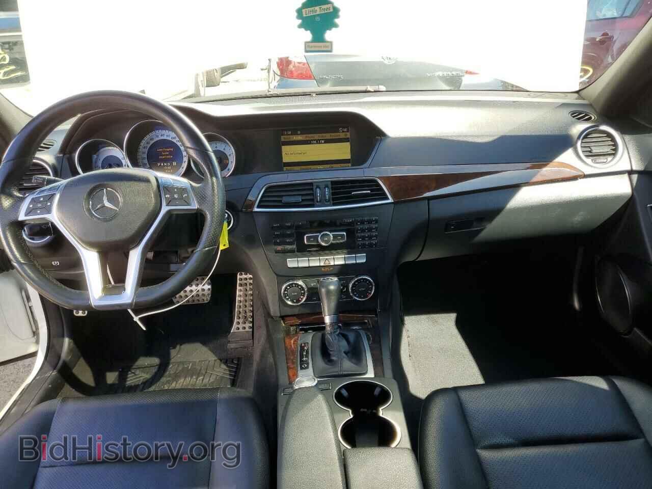 2012 MERCEDES-BENZ C-CLASS - VIN: WDDGF4HB8CA672581 - Фото 8