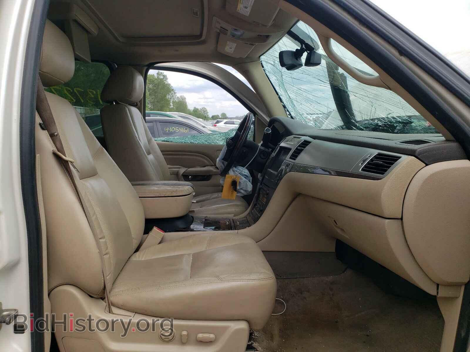 2011 CADILLAC ESCALADE - VIN: 1GYS4JEF0BR205648 - Фото 5