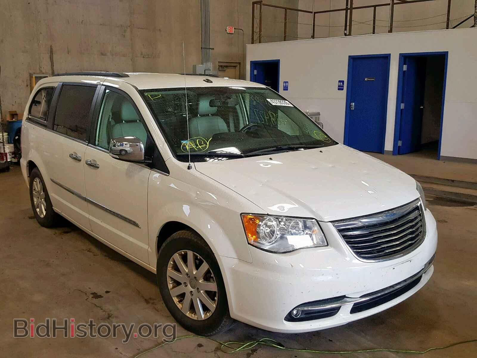 Photo 2A4RR8DG3BR728207 - CHRYSLER TOWN & COU 2011