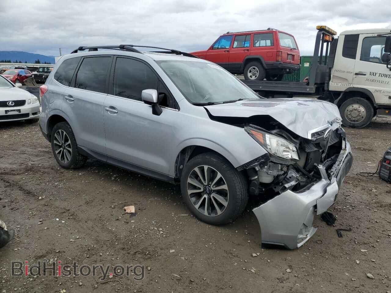 2017 SUBARU FORESTER - VIN: JF2SJGECXHH510484 - Фото 4