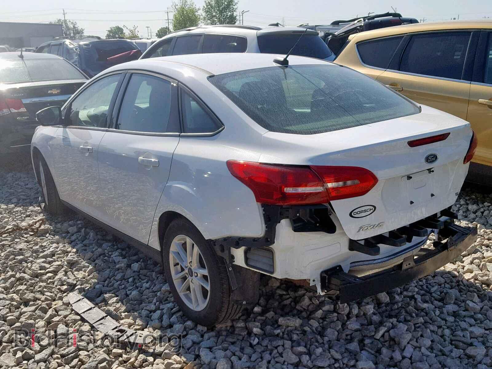 2018 FORD FOCUS SE - VIN: 1FADP3F20JL215360 - Фото 3