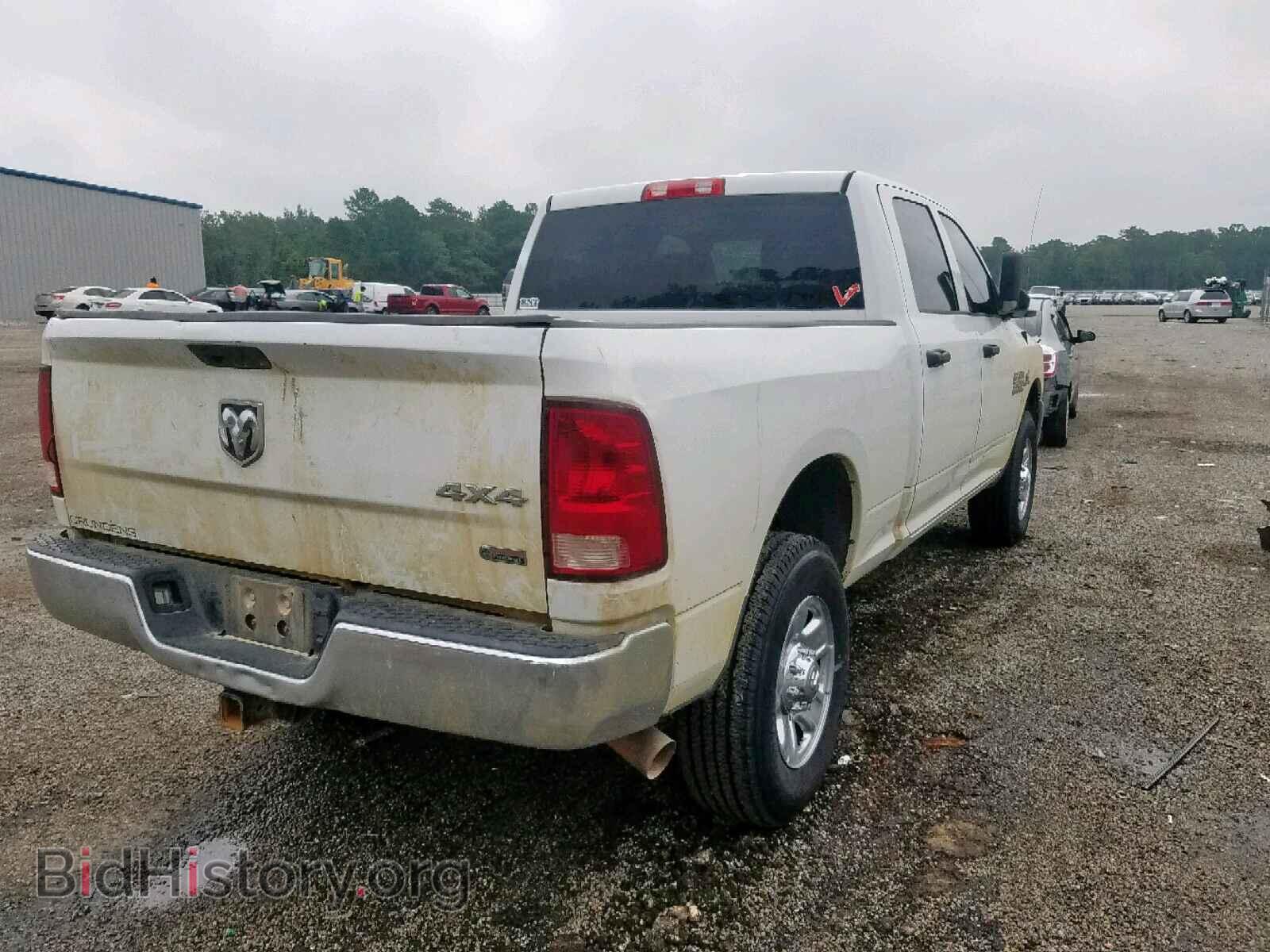 2014 RAM 2500 ST - VIN: 3C6UR5CL6EG214043 - Фото 4