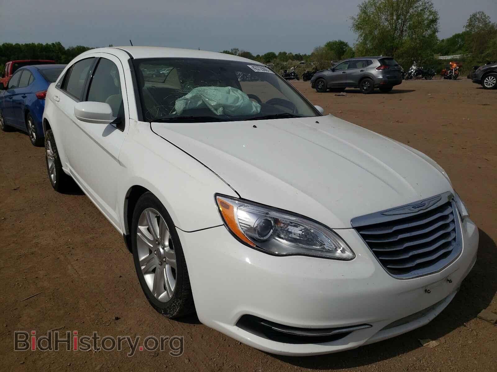 Photo 1C3BC1FBXBN623411 - CHRYSLER 200 2011