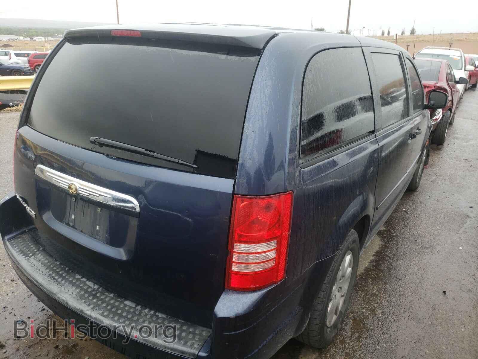 2008 CHRYSLER MINIVAN - VIN: 2A8HR44H48R618707 - Фото 4