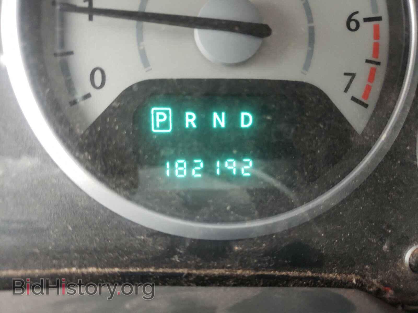 2008 CHRYSLER MINIVAN - VIN: 2A8HR44H48R618707 - Фото 8