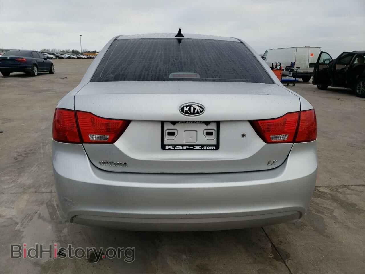 2009 KIA OPTIMA - VIN: KNAGE228295339001 - Фото 6