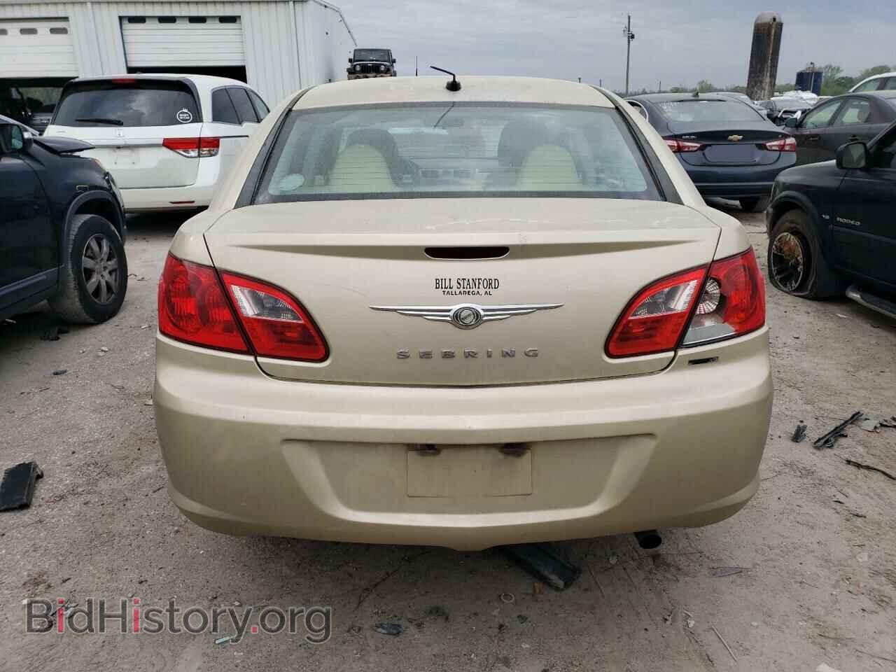 2010 CHRYSLER SEBRING - VIN: 1C3CC5FB1AN220332 - Фото 6
