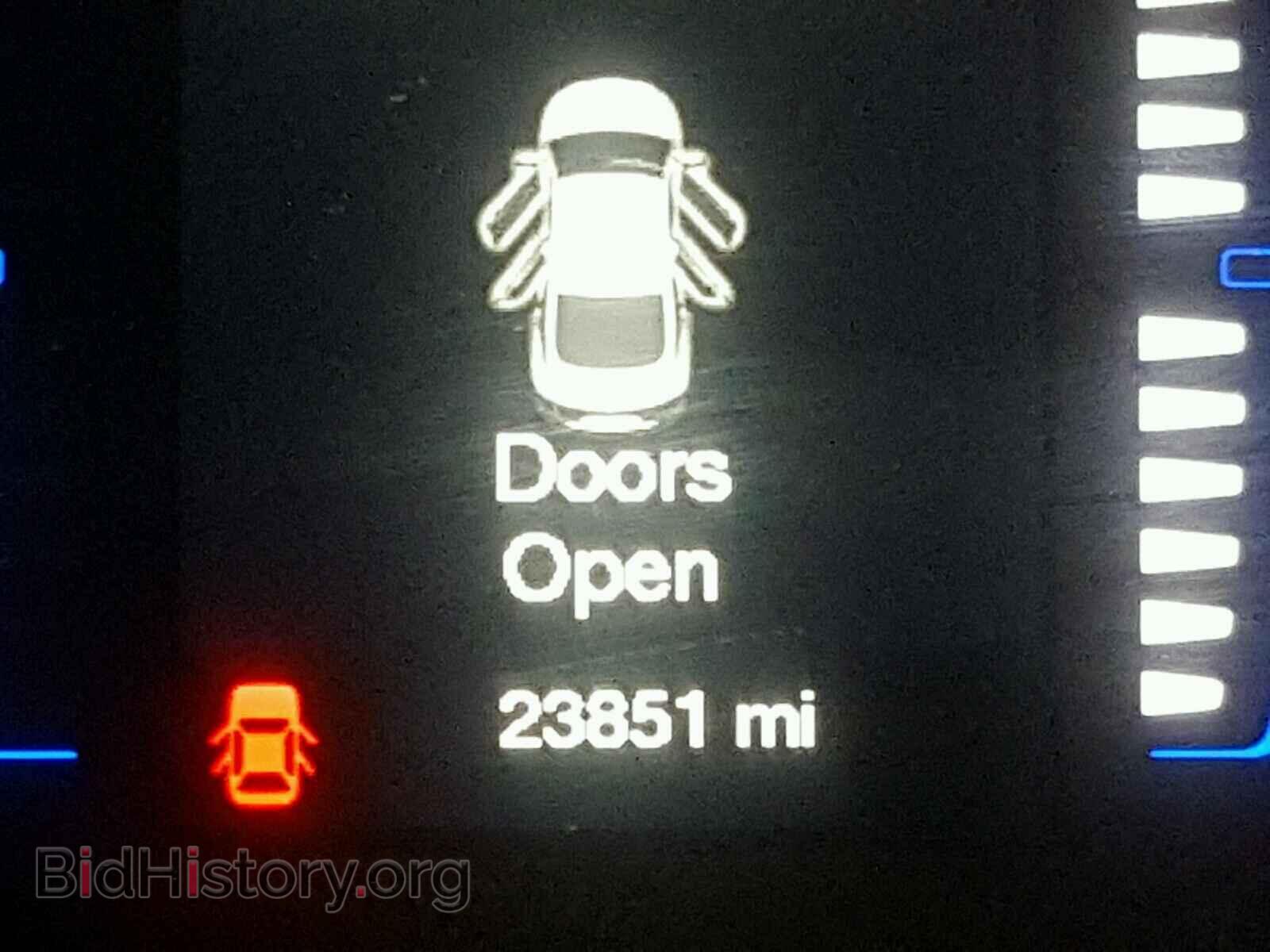 2017 CHRYSLER 200 - VIN: 1C3CCCAB0HN500345 - Фото 8