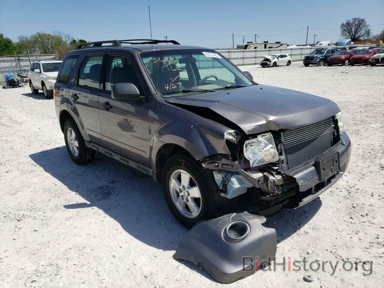 Photo 1FMCU0C71AKB76860 - FORD ESCAPE 2010