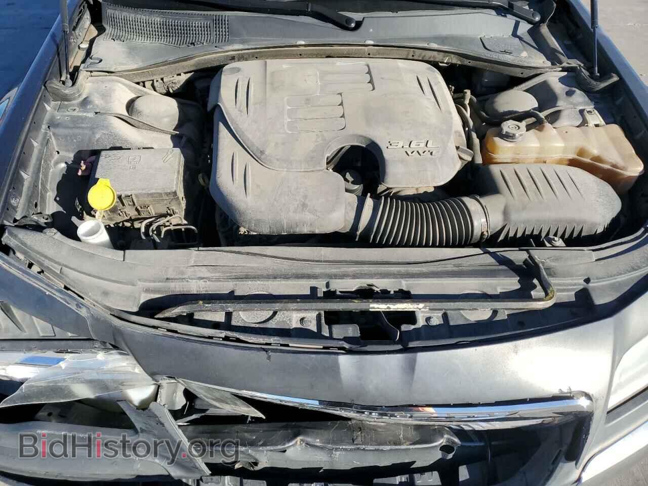 2013 CHRYSLER 300 - VIN: 2C3CCAAGXDH633830 - Фото 11