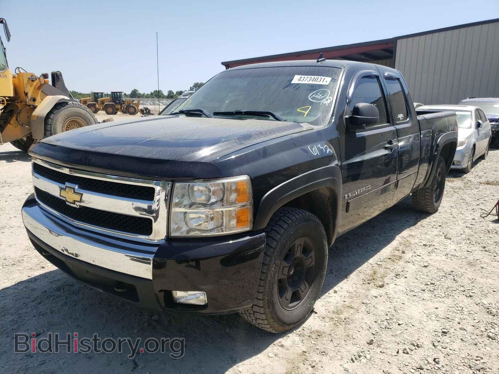 2008 CHEVROLET SILVERADO - VIN: 2GCEK19J281303802 - Фото 2