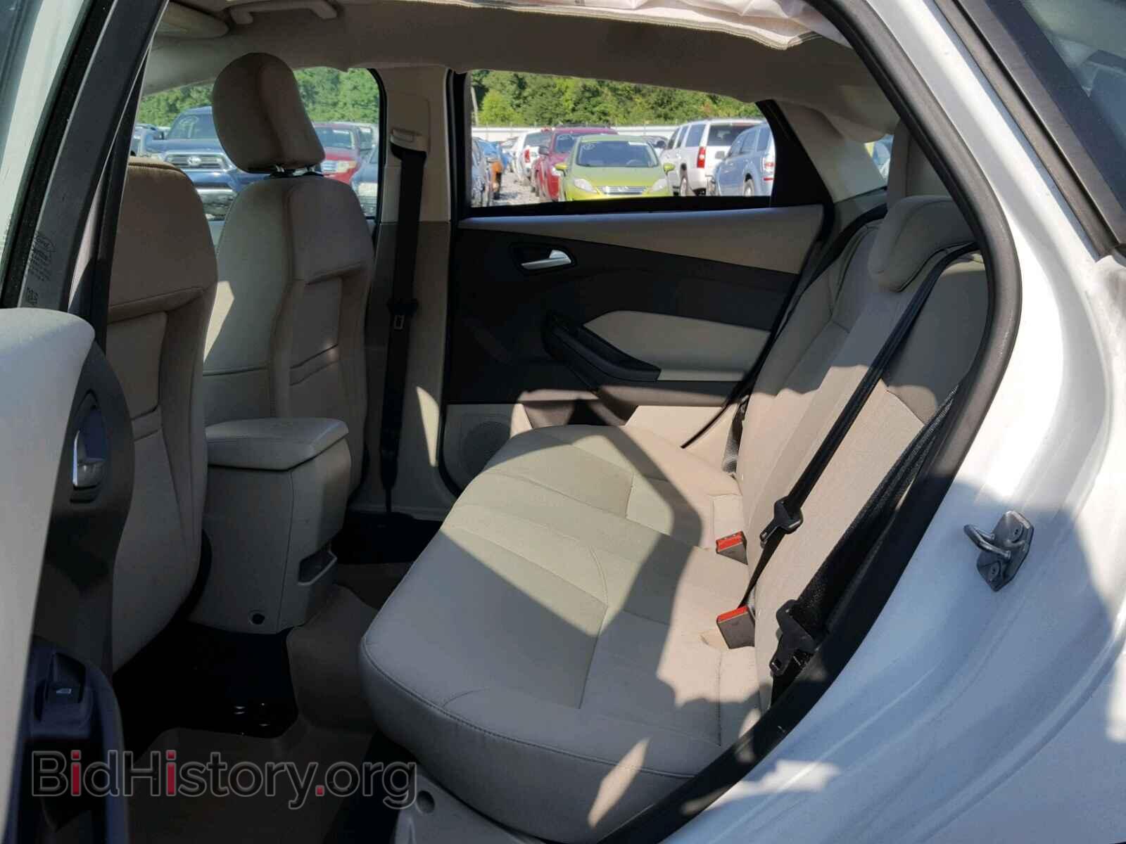 2016 FORD FOCUS - VIN: 1FADP3F27GL214375 - Photo 6