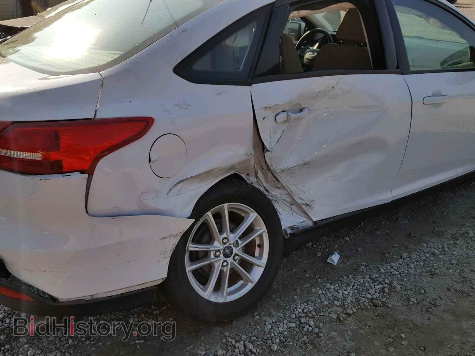 2016 FORD FOCUS - VIN: 1FADP3F27GL214375 - Photo 9