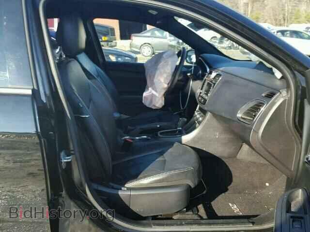 2011 CHRYSLER 200 - VIN: 1C3BC2FB1BN556025 - Фото 5