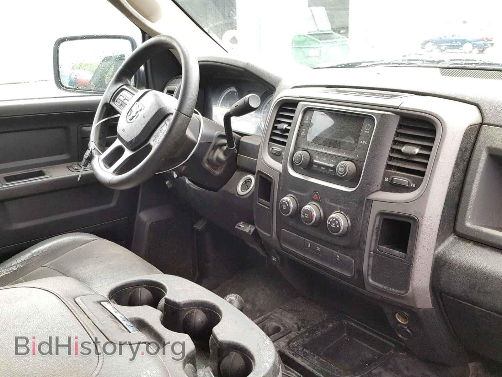 2015 RAM 2500 ST - VIN: 3C6TR5HT9FG563557 - Фото 9