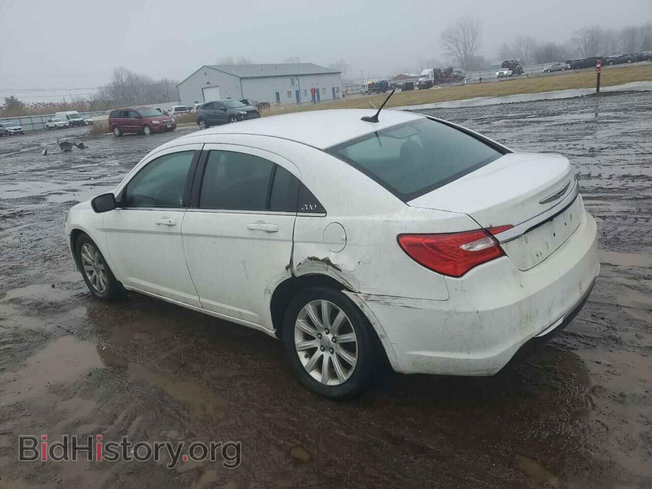 2014 CHRYSLER 200 - VIN: 1C3CCBBB5EN185692 - Фото 2