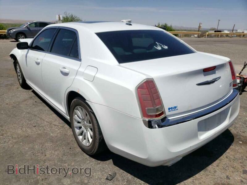 2014 Chrysler 300 (VIN 2C3CCAAG4EH376066) — photo 3 of 10