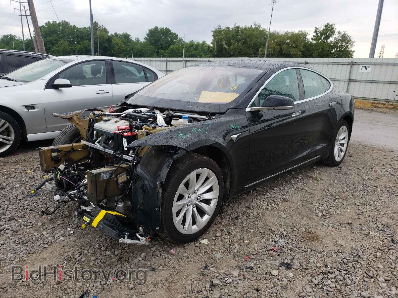 2018 TESLA MODEL S - VIN: 5YJSA1E2XJF272774 - Photo 2