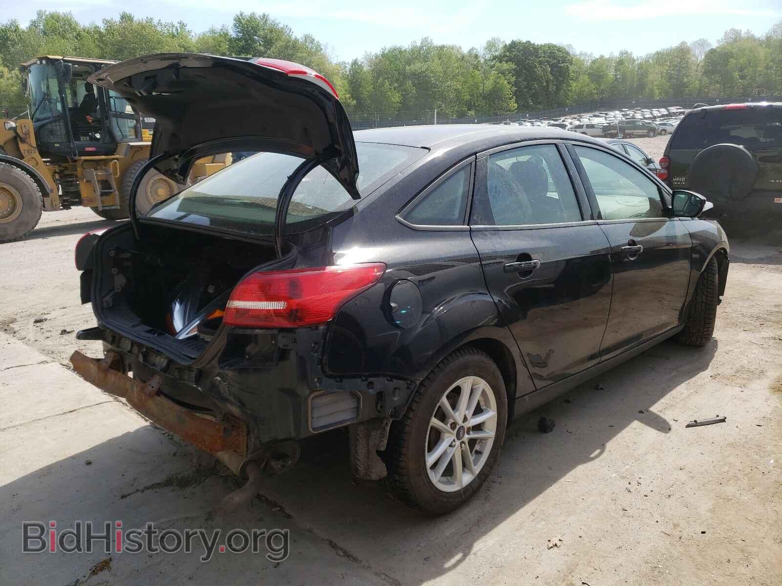 2017 FORD FOCUS - VIN: 1FADP3F28HL251033 - Фото 4