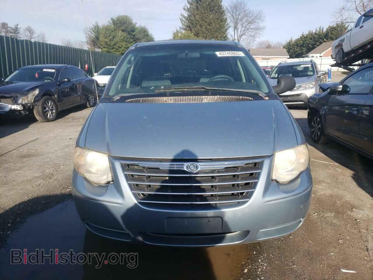 2006 CHRYSLER MINIVAN - VIN: 2A4GP44R96R730847 - Фото 5