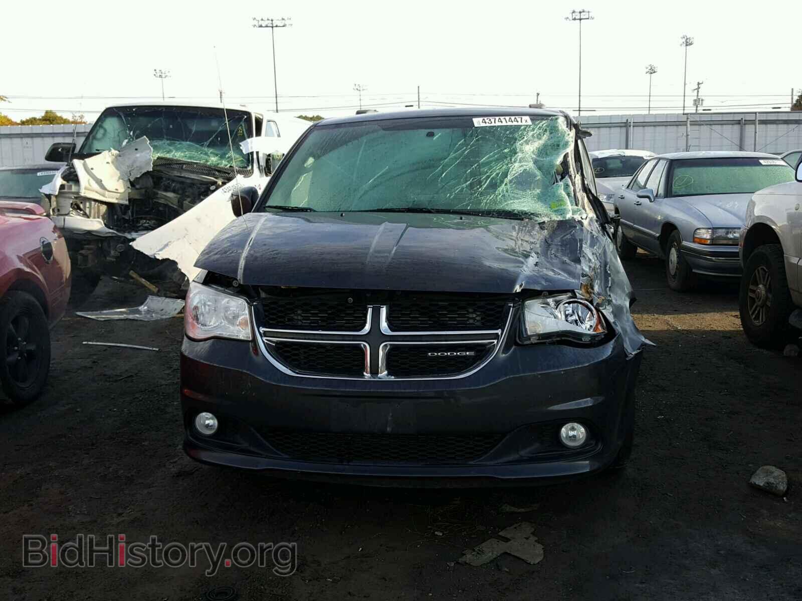 2011 DODGE CARAVAN - VIN: 2D4RN5DG3BR755040 - Фото 9