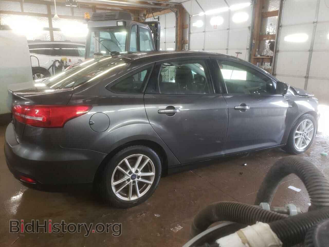 2017 FORD FOCUS - VIN: 1FADP3F24HL243088 - Фото 3