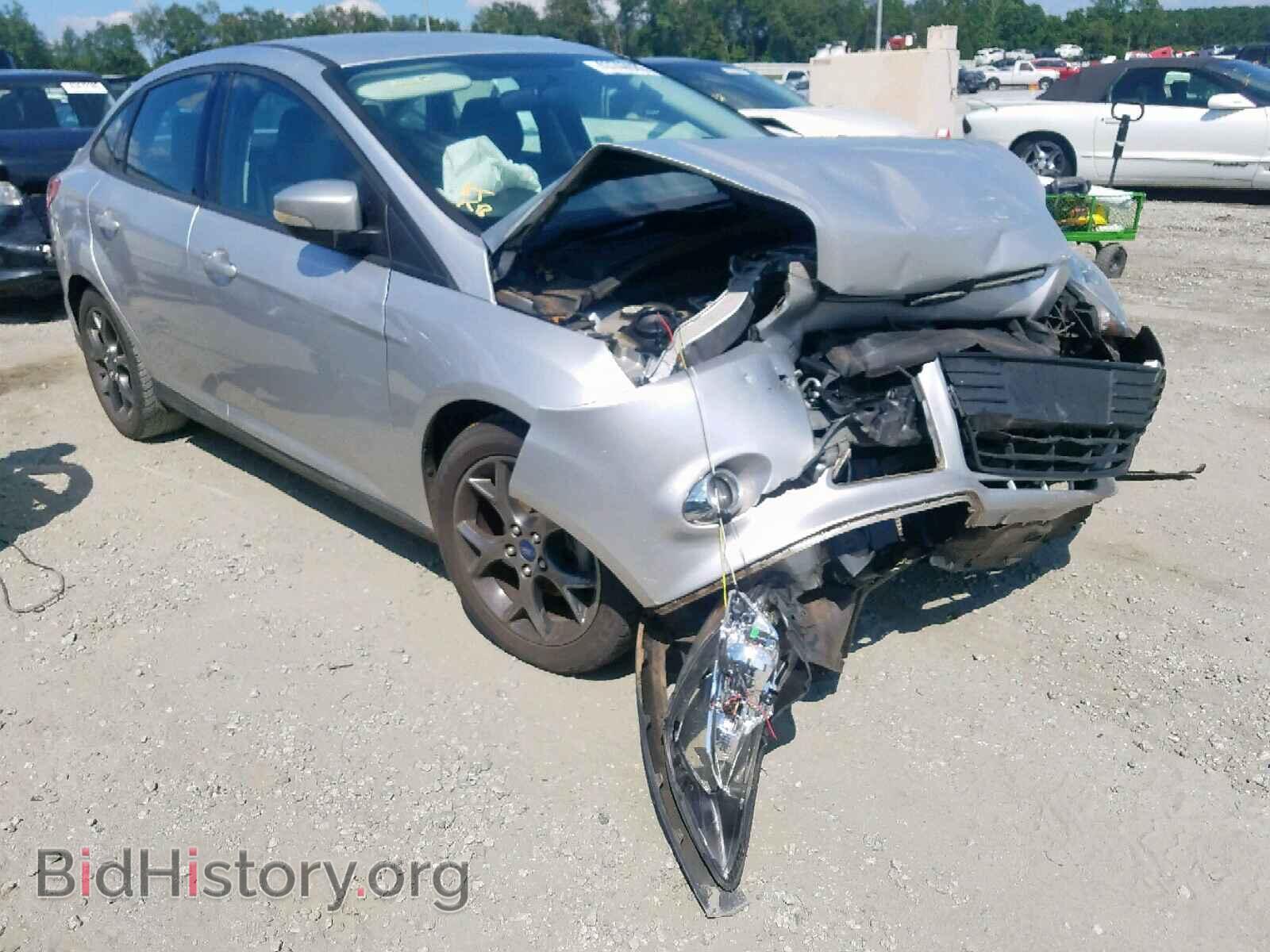 Photo 1FADP3F27DL308137 - FORD FOCUS SE 2013