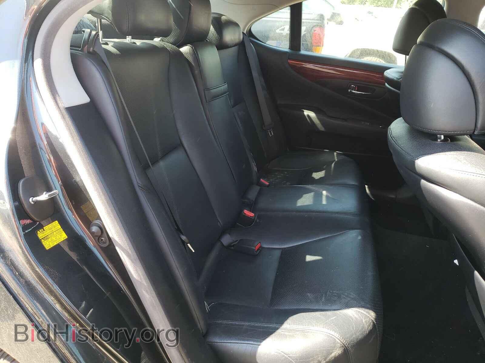 2011 LEXUS LS460 - VIN: JTHCL5EF4B5011229 - Photo 6
