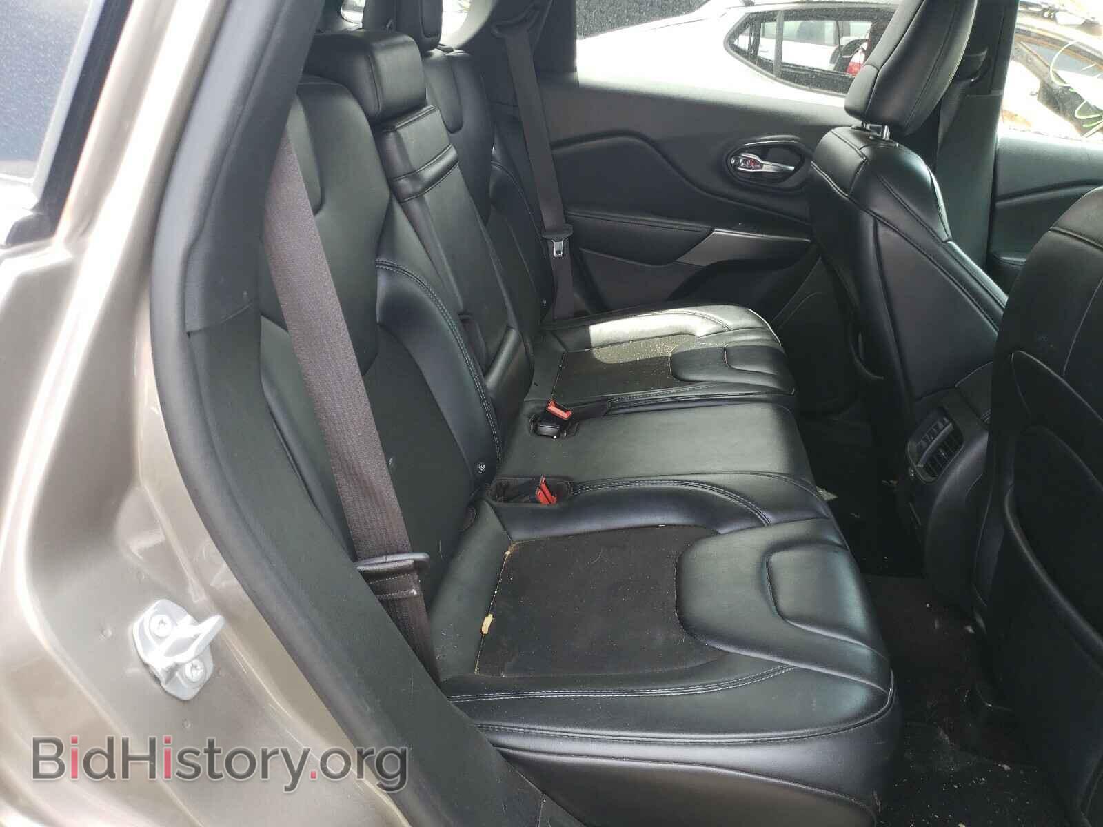 2019 JEEP CHEROKEE - VIN: 1C4PJLLB5KD184468 - Photo 6