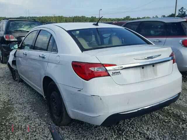 2011 CHRYSLER 200 - VIN: 1C3BC2FG8BN581063 - Фото 3