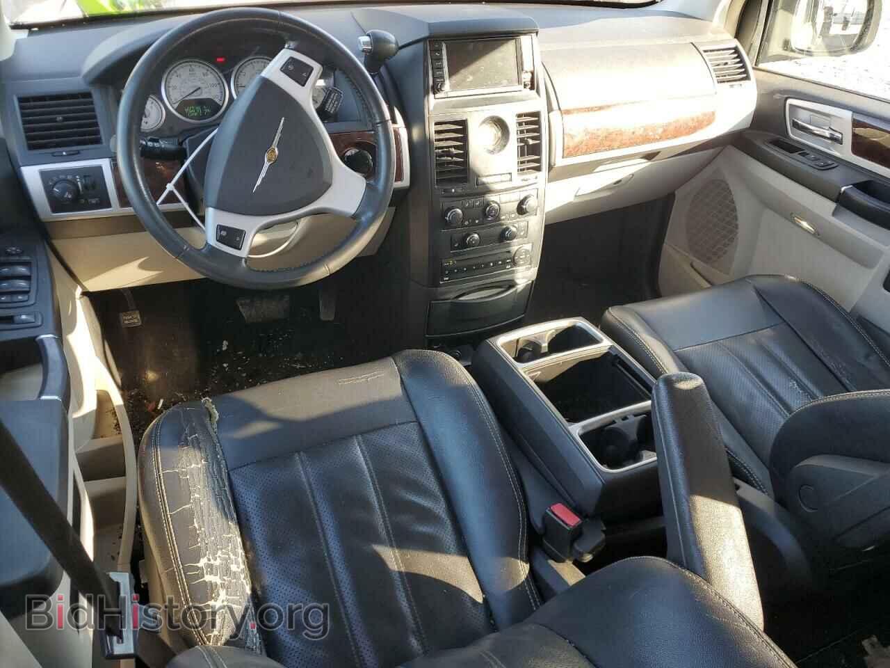 2010 CHRYSLER MINIVAN - VIN: 2A4RR8D17AR454651 - Фото 8
