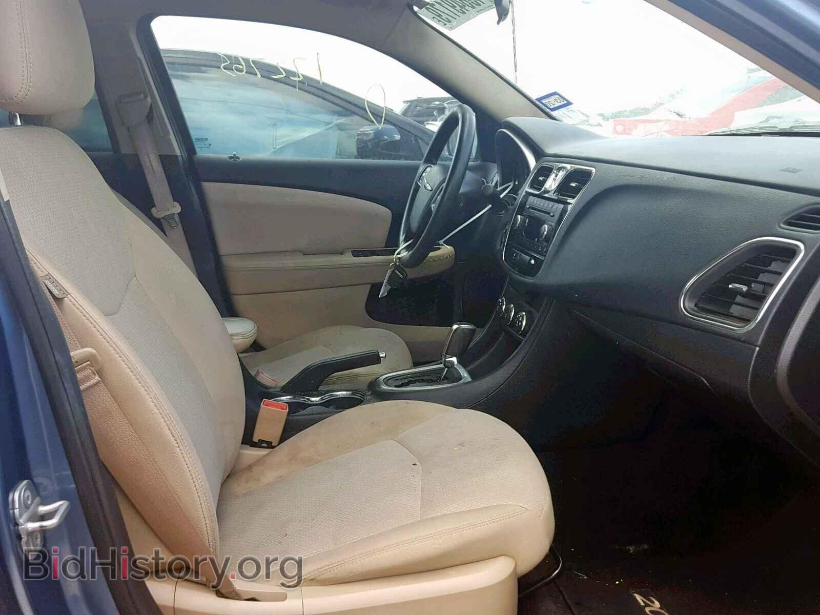 2011 CHRYSLER 200 - VIN: 1C3BC4FB2BN576506 - Photo 5