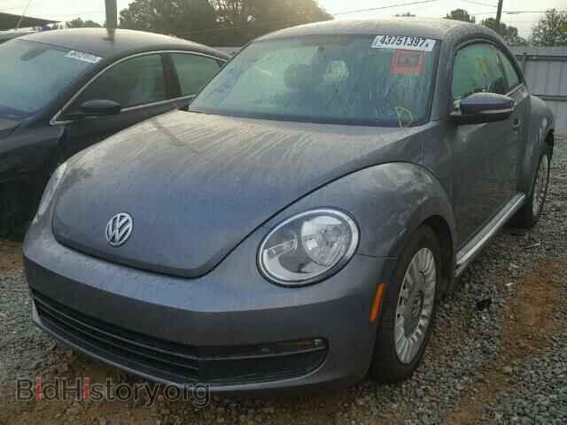 2013 VOLKSWAGEN BEETLE - VIN: 3VWJP7ATXDM661634 - Фото 2