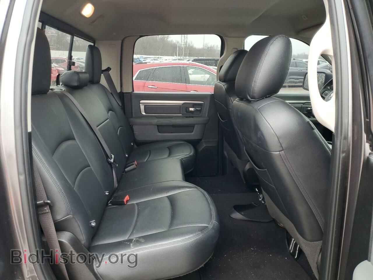 2019 RAM 1500 - VIN: 1C6RR6TT3KS653572 - Photo 10