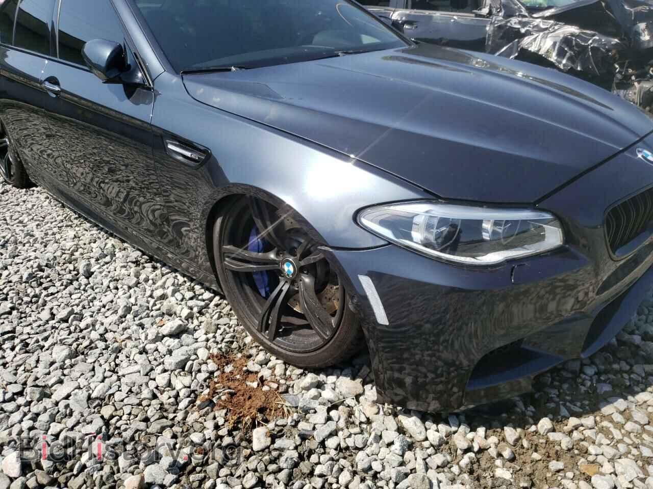 2015 BMW M5 - VIN: WBSFV9C52FD595340 - Фото 9