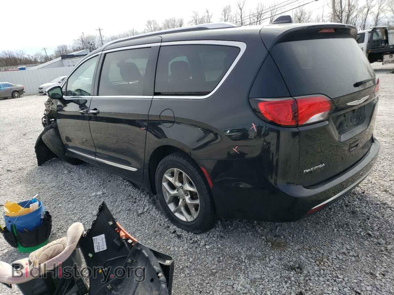 2017 CHRYSLER PACIFICA - VIN: 2C4RC1GG5HR527900 - Photo 2