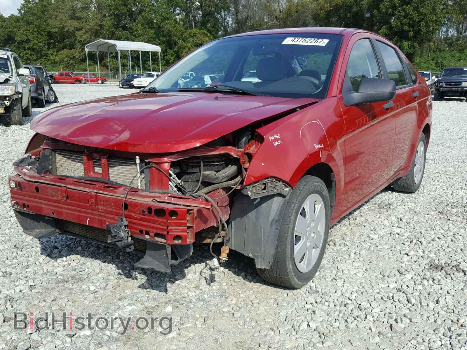 2011 FORD FOCUS - VIN: 1FAHP3EN2BW200050 - Фото 2