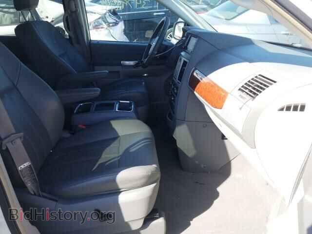 2008 CHRYSLER MINIVAN - VIN: 2A8HR54P48R843108 - Фото 5