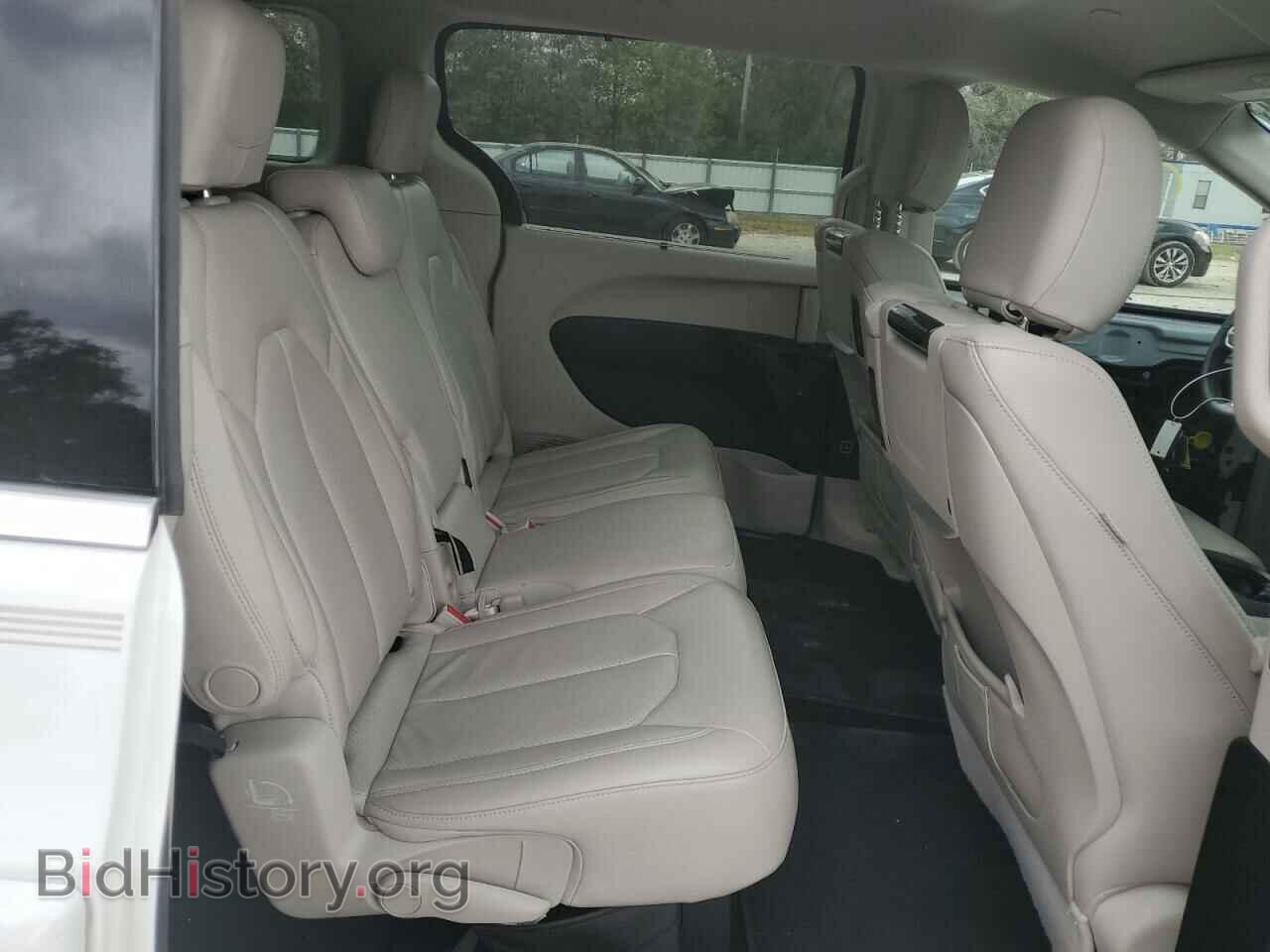 2017 CHRYSLER PACIFICA - VIN: 2C4RC1EG0HR652841 - Photo 11