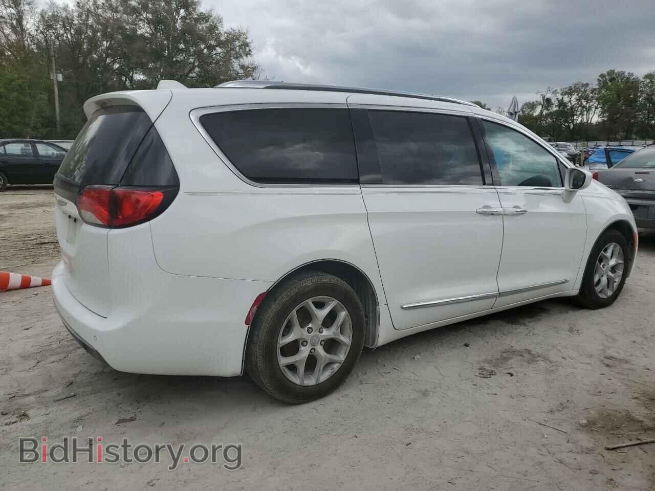 2017 CHRYSLER PACIFICA - VIN: 2C4RC1EG0HR652841 - Photo 3