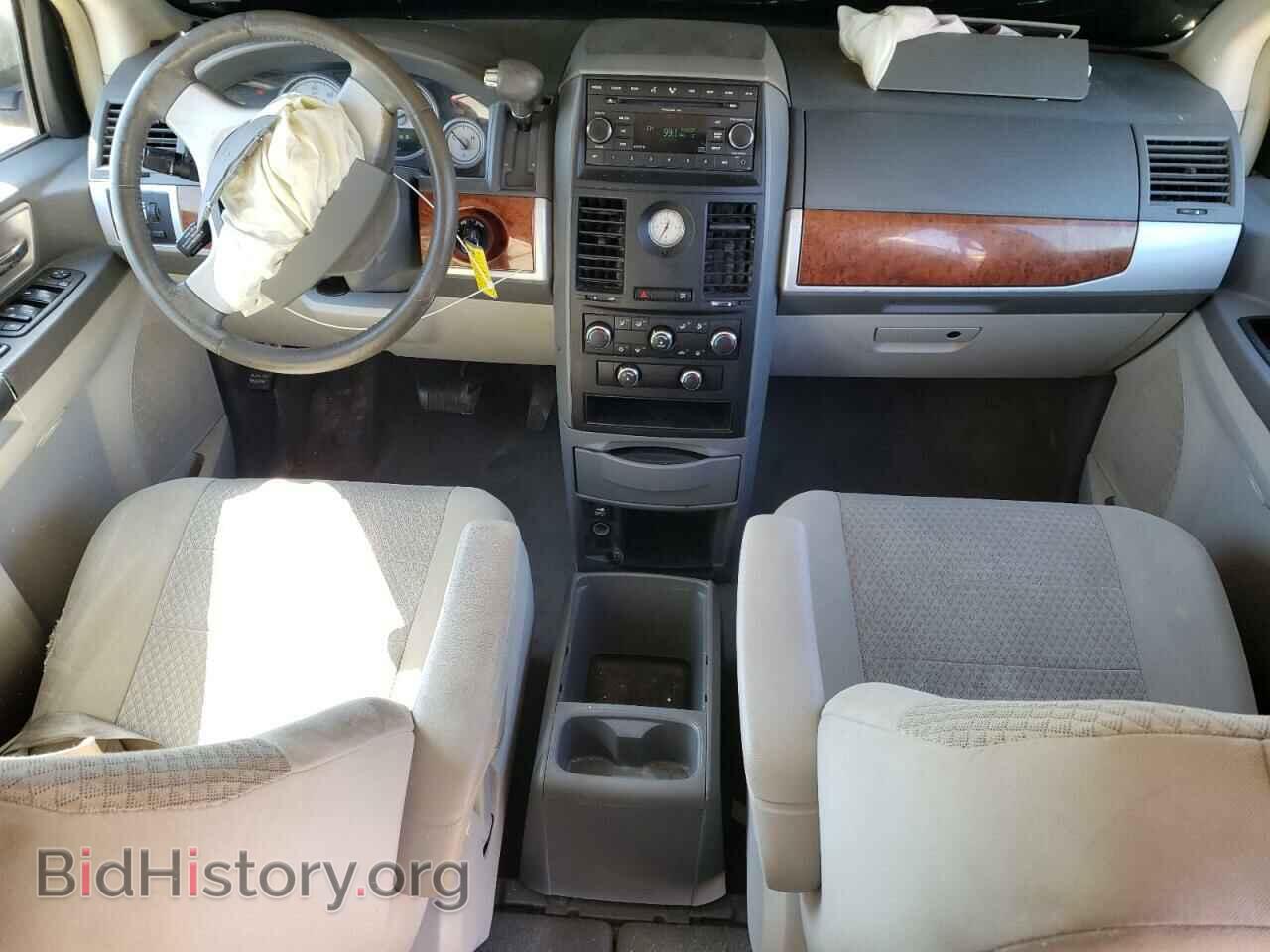 2008 CHRYSLER MINIVAN - VIN: 2A8HR54P98R710439 - Фото 8