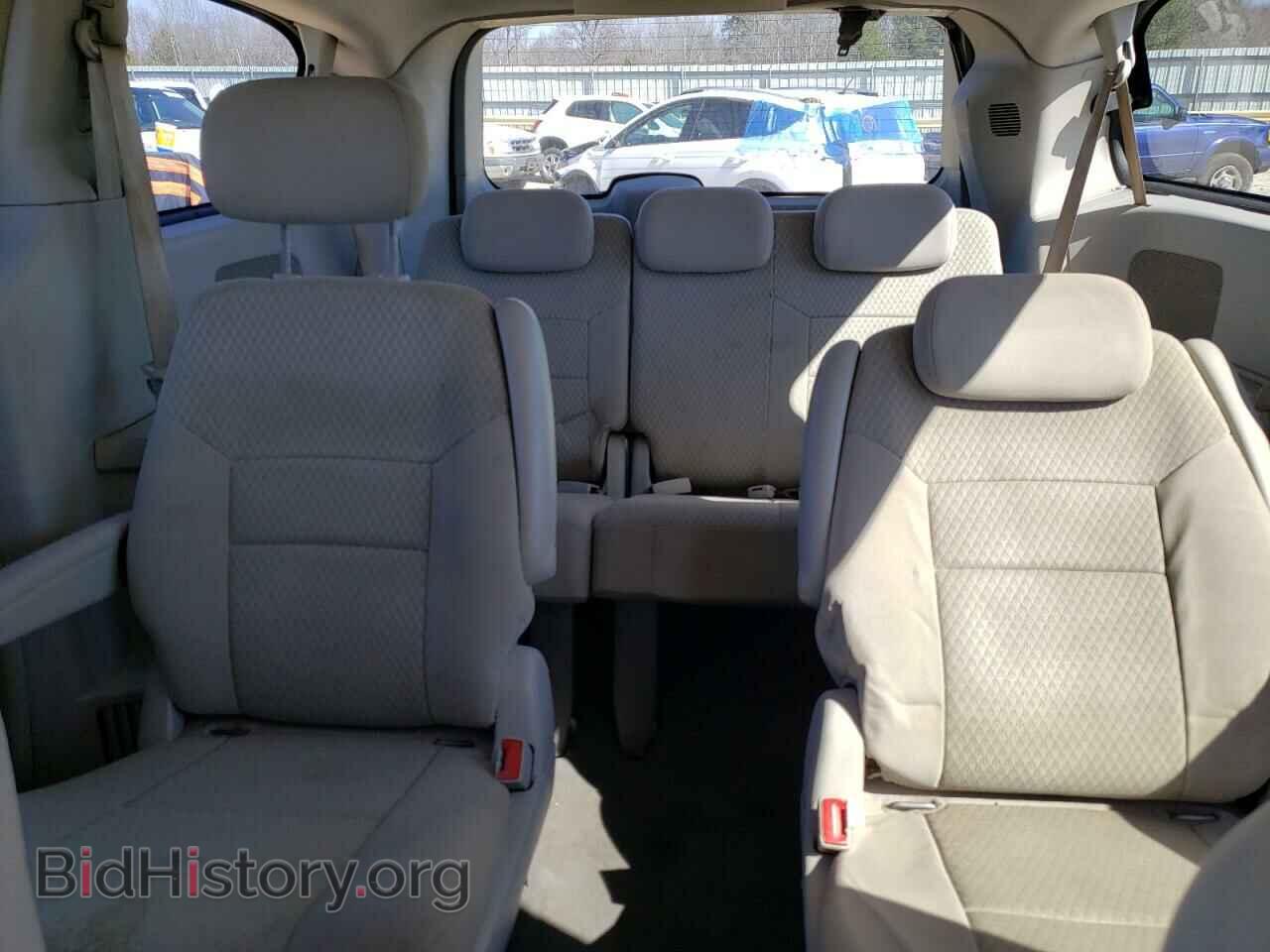 2008 CHRYSLER MINIVAN - VIN: 2A8HR54P98R710439 - Фото 10
