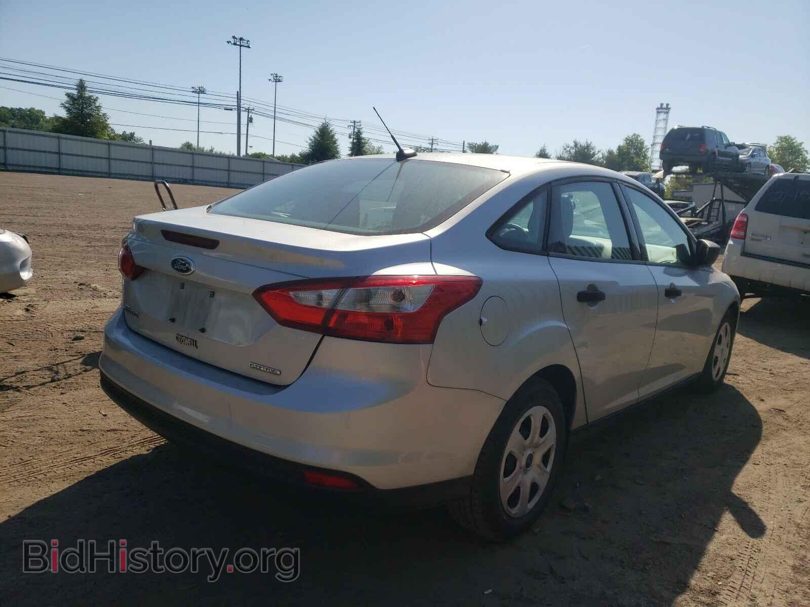 2013 FORD FOCUS - VIN: 1FADP3E27DL142218 - Фото 4
