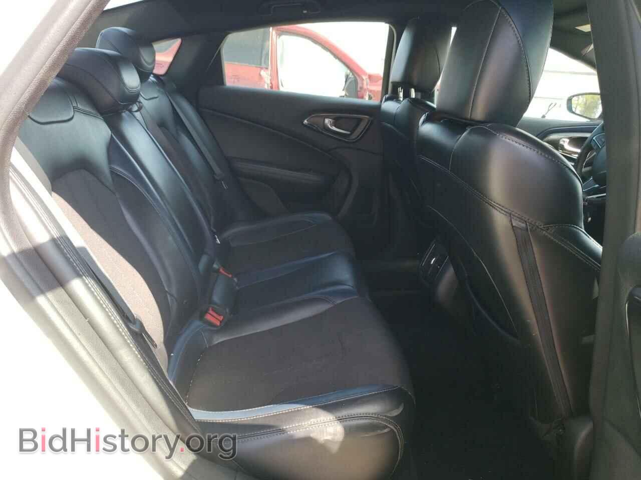 2016 CHRYSLER 200 - VIN: 1C3CCCDG9GN119759 - Фото 10