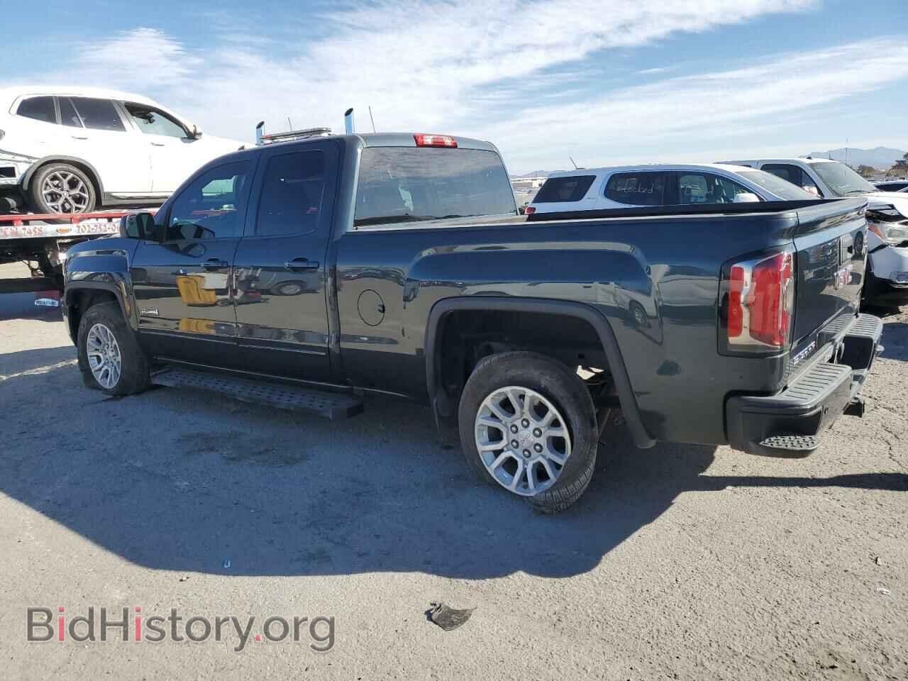 2018 GMC SIERRA - VIN: 1GTV2NEC3JZ208418 - Фото 2
