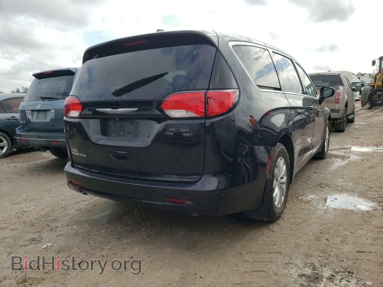 2017 CHRYSLER PACIFICA - VIN: 2C4RC1DG8HR588422 - Фото 4