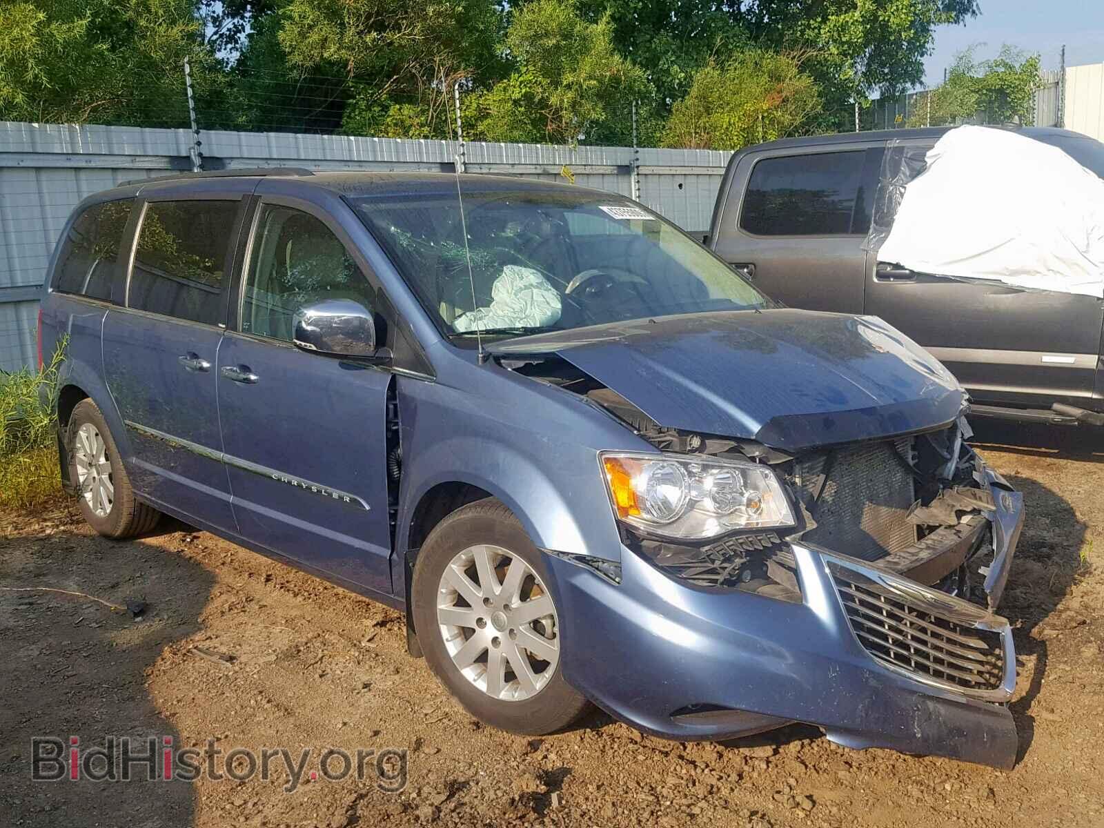 Photo 2A4RR8DG8BR783204 - CHRYSLER TOWN & COU 2011
